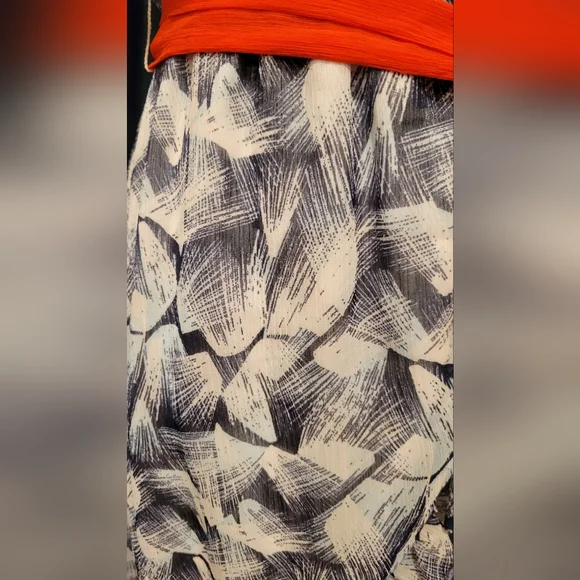 H&M Ruffle Dress - Picture 4 of 8